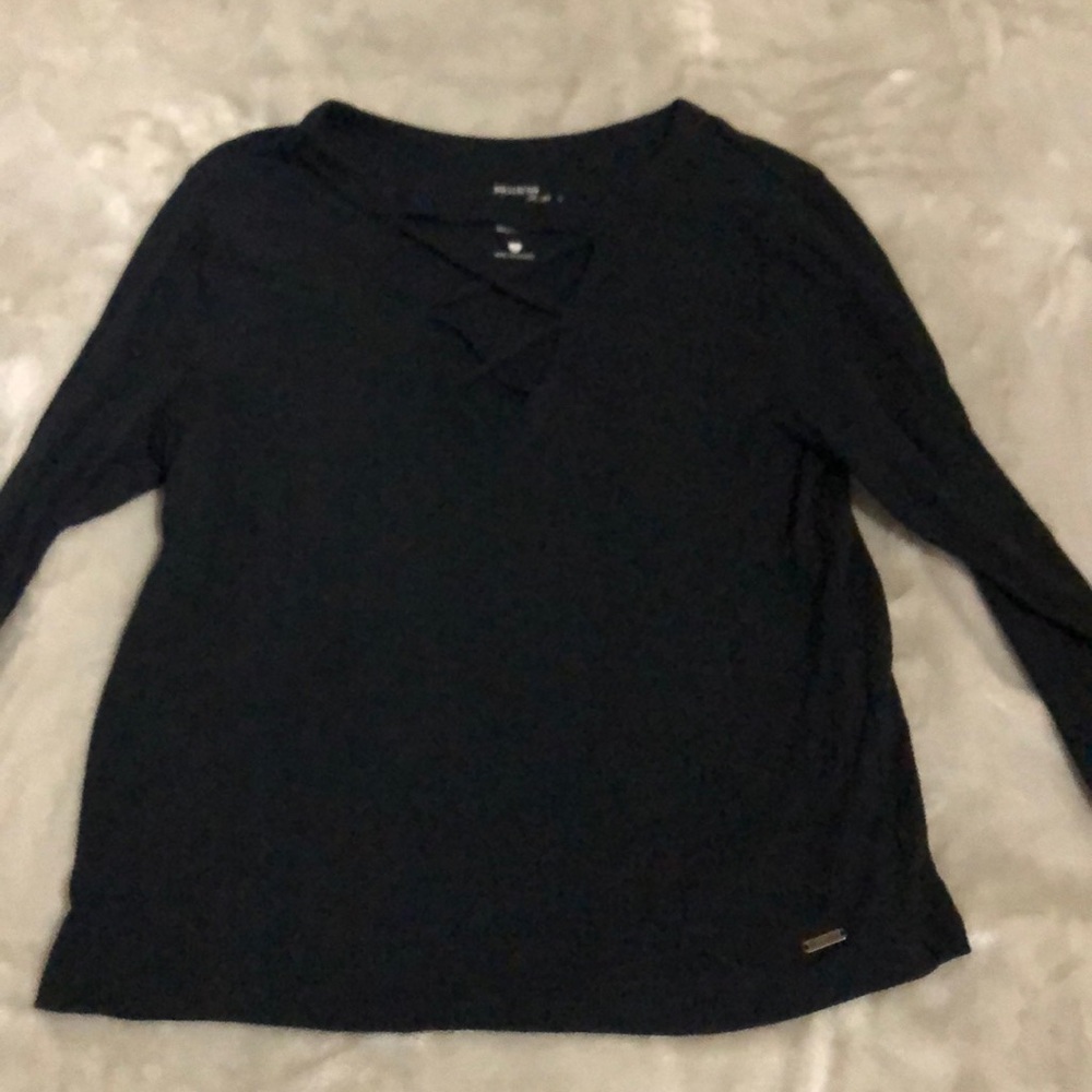 Hollister size medium long sleeve open front shirt